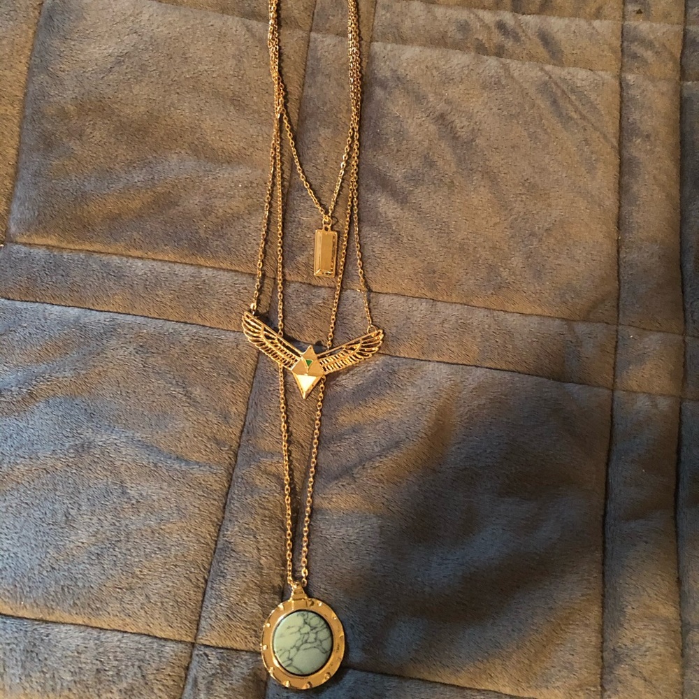 Three tier necklace